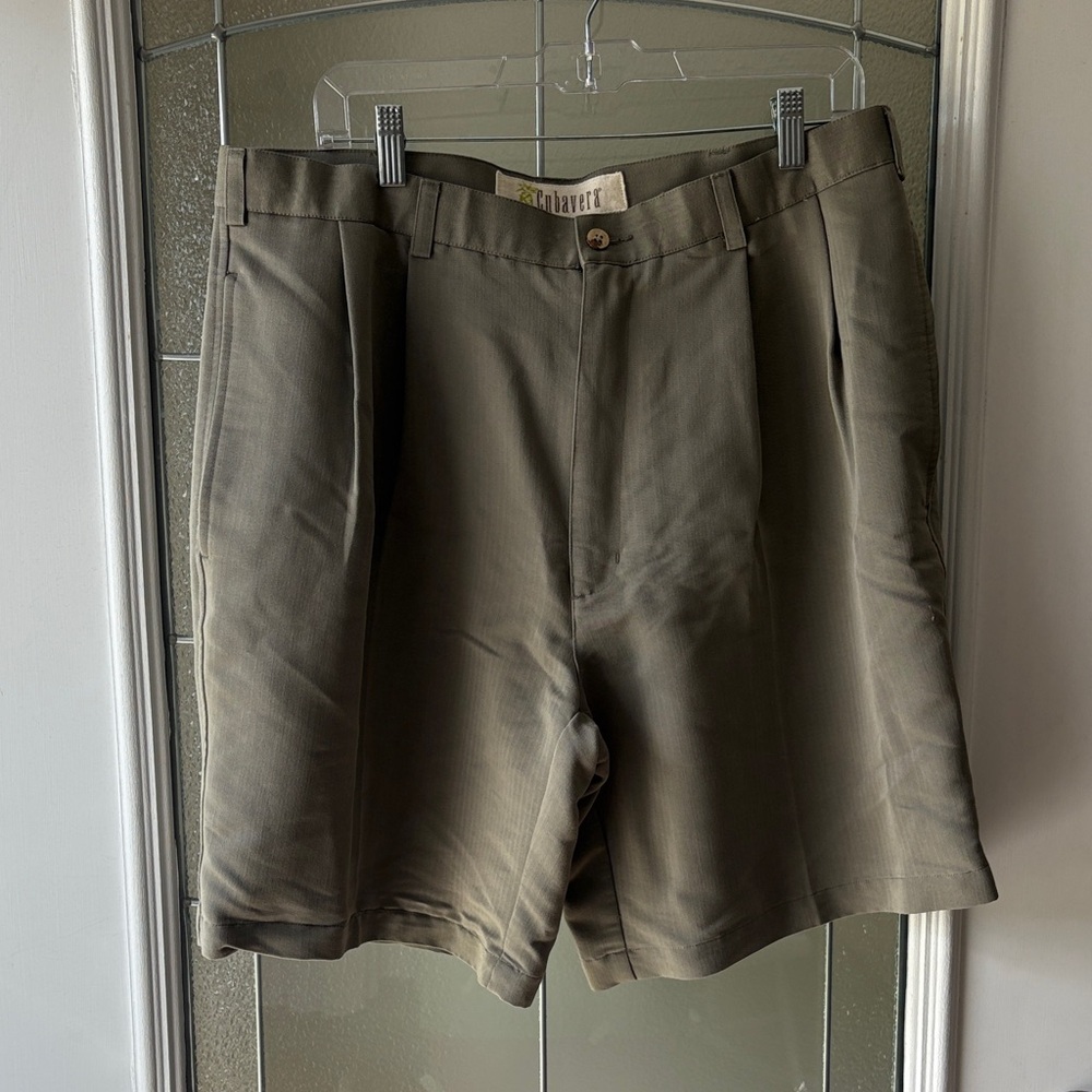 Cubavera Men's Khaki Shorts preloved